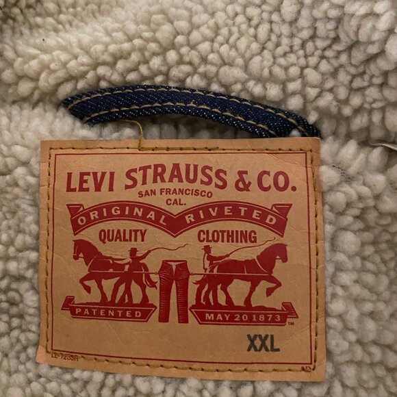 Levis Sherpa jacket dark wash denim Excellent condition Size XXL - Picture 6 of 10
